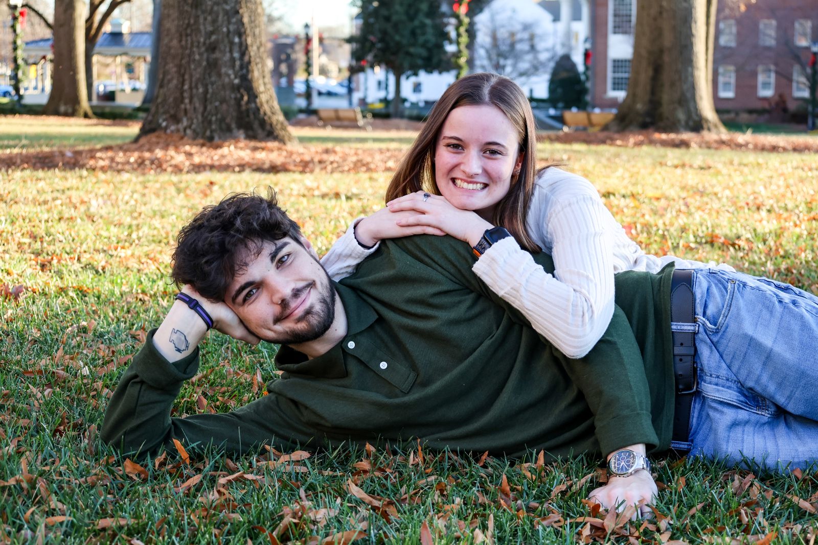 Romantic couples photography with beautiful backdrop